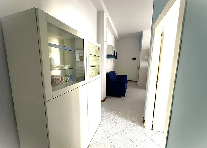 アパート Ovest -